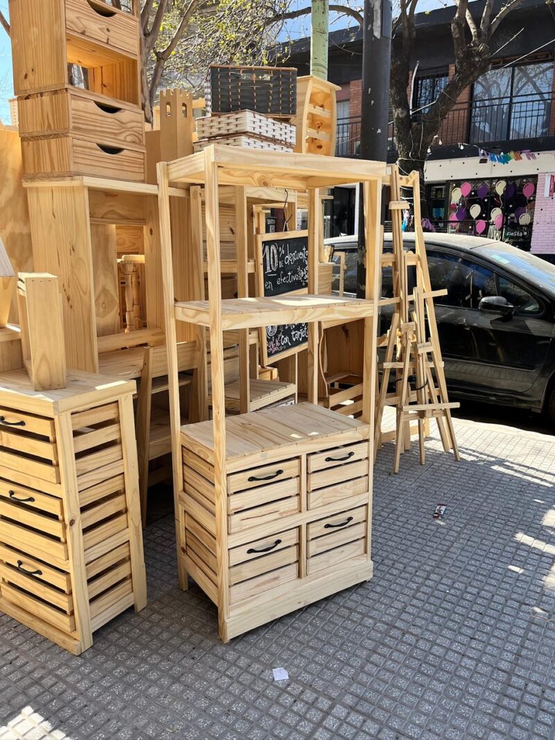 Porta Microondas Con 4 Cajones De Pino