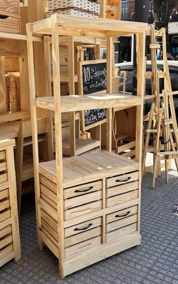 Porta Microondas Con 4 Cajones De Pino