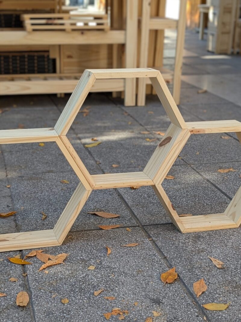 Repisa De Pino Hexagonal
